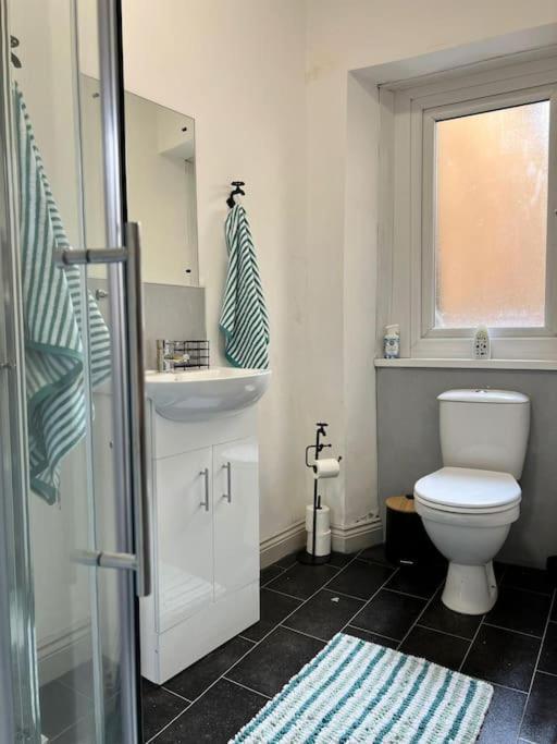 Little Dockray One-Bed Apartment Centre Of Penrith Exterior photo